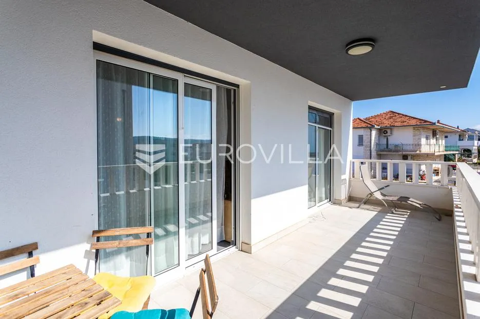 trogir, moderan dvosoban stan na odličnoj lokaciji - slika 14