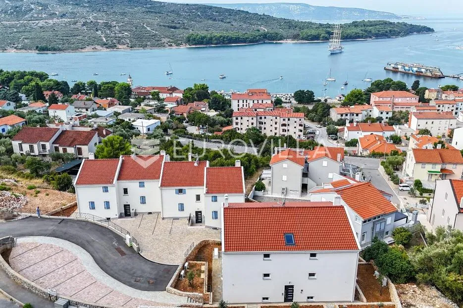 grad cres, grabar, trosoban stan 101 m², vrt, pogled na more - slika 3