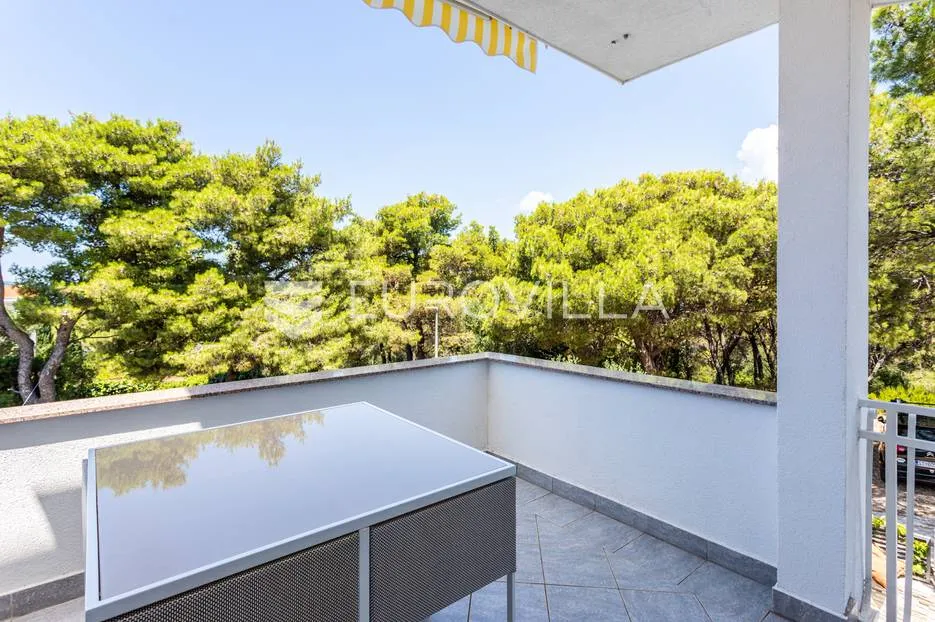 čiovo, okrug donji, apartmanska vila s bazenom - slika 30