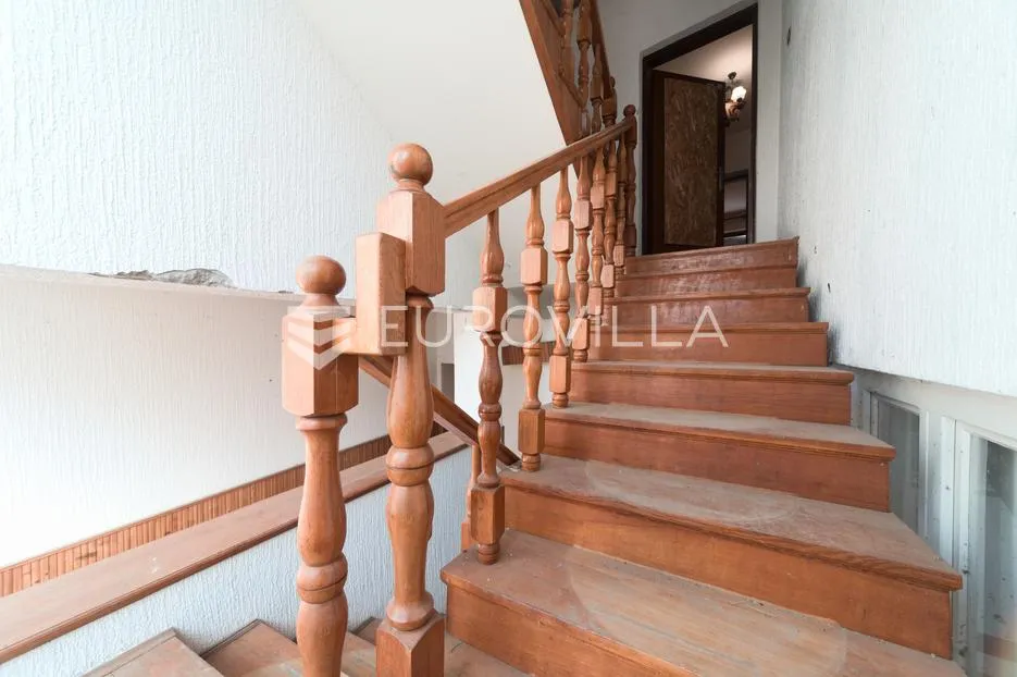 osijek, donji grad, kuća s dvorištem za adaptaciju 236 m² - slika 15