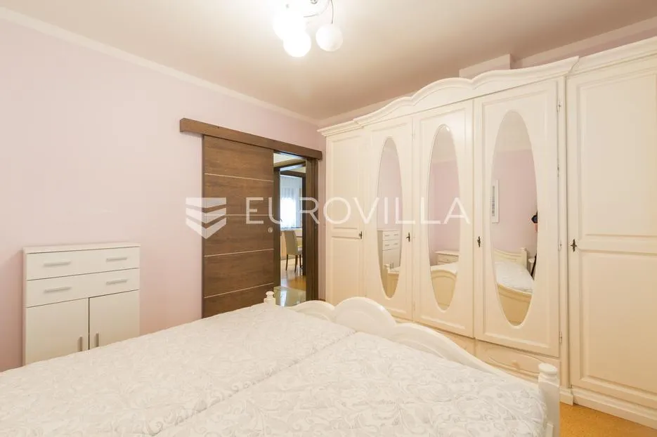 istra, pula prilika za investiciju, apartmanska kuća podijeljena na 3 stambene jedinice - slika 37