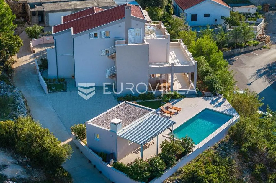 zadar, novigrad moderna vila s panoramskim pogledom na velebit i novigradsko more - slika 2