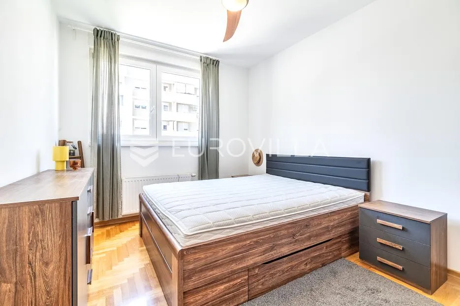 zagreb, pešćenica, dvosoban stan 60 m² s loggiom - slika 5