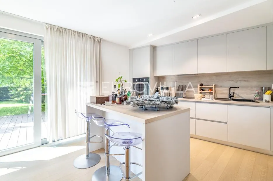šalata, novogradnja, luksuzan četverosoban stan s vrtom, wellness, apartman - slika 19