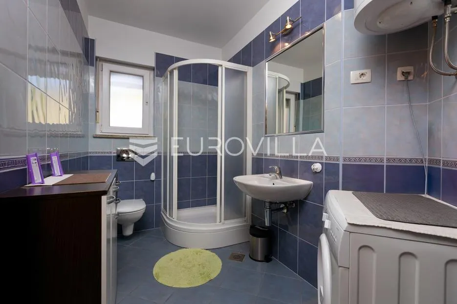 kastav, brestovice, četverosoban stan 110 m² s balkonom i otvorenim pogledom na more - slika 8