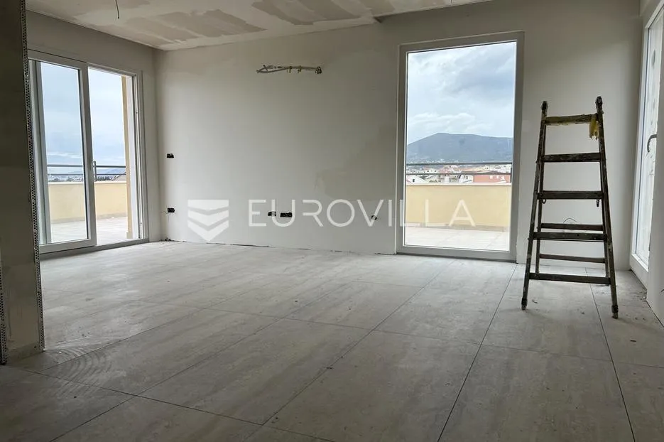 kaštel lukšić, četverosobni penthouse neto korisne površine od 112,08 m² s krovnom terasom - slika 17