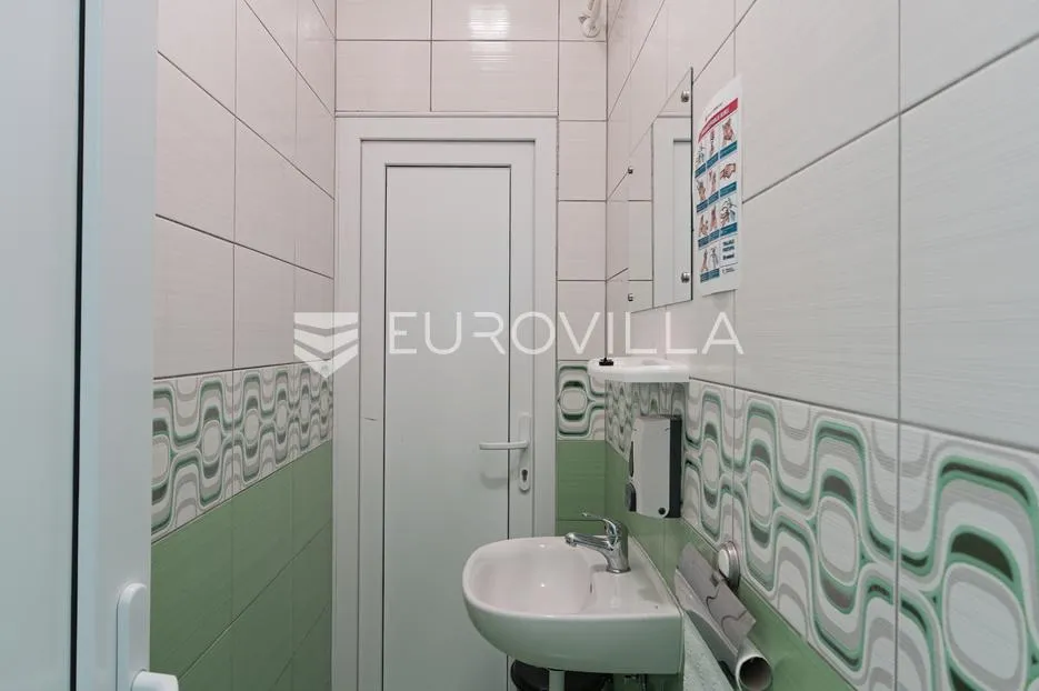 osijek, antunovac, novija poslova zgrada u industrijskoj zoni 1256 m² - slika 12