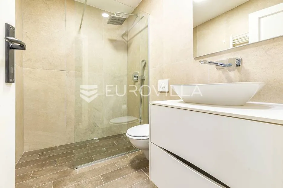 zagreb, strogi centar, predivan trosoban stan za najam, 105 m² - slika 6