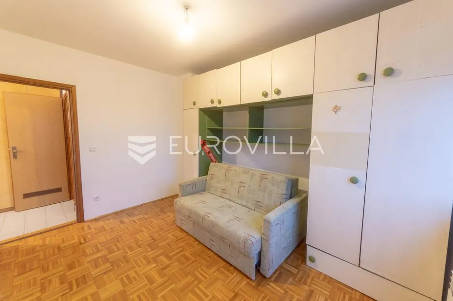 vukovar, borovo naselje, dvosoban stan s loggiom 56,38 m² i spremištem - slika 11