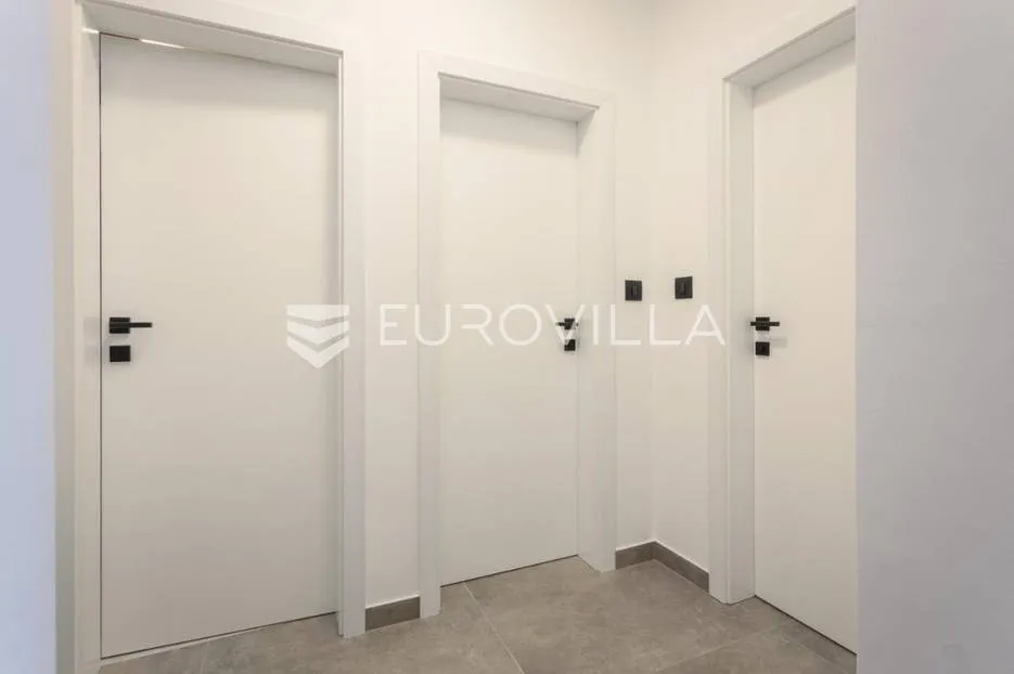 istra, fažana, luksuzan stan 80 m od mora - slika 15