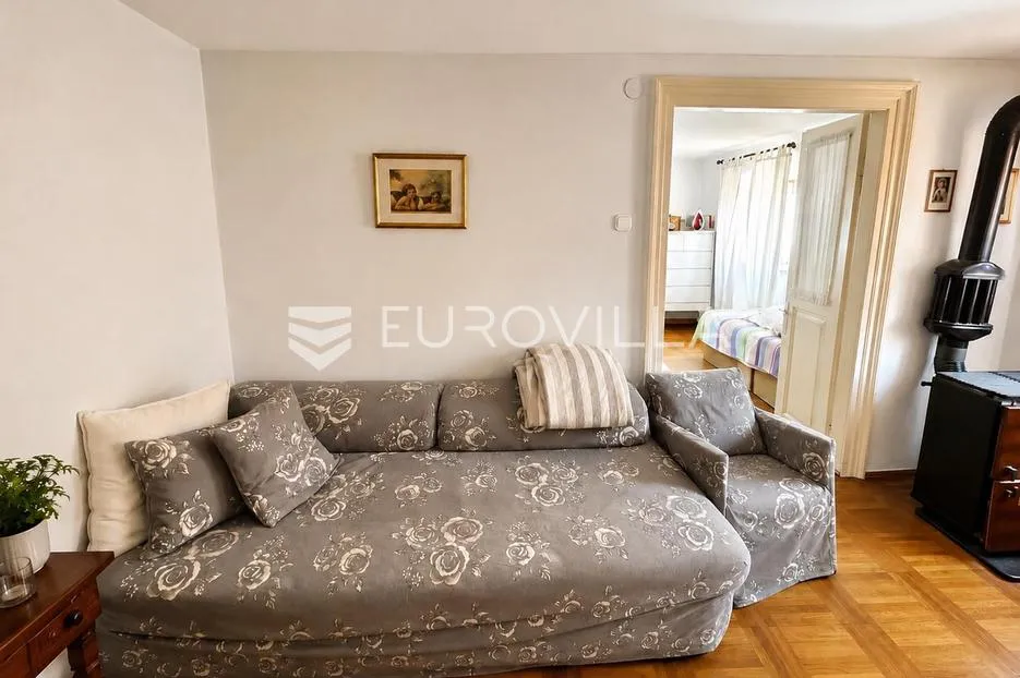 senj, stan 45 m² u staroj gradskoj jezgri, 150 m od mora - slika 4