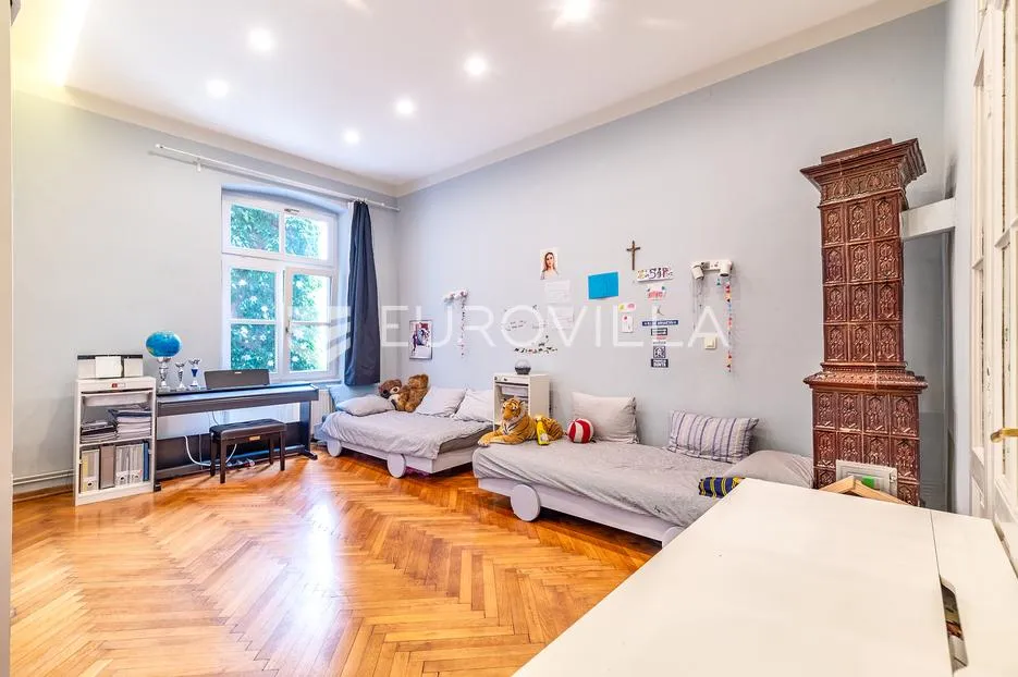 zagreb, deželićeva ulica, četverosoban stan 127 m² s balkonom - slika 6