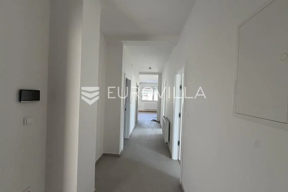 đakovo, centar, trosoban stan 73,50 m², novogradnja - slika 1