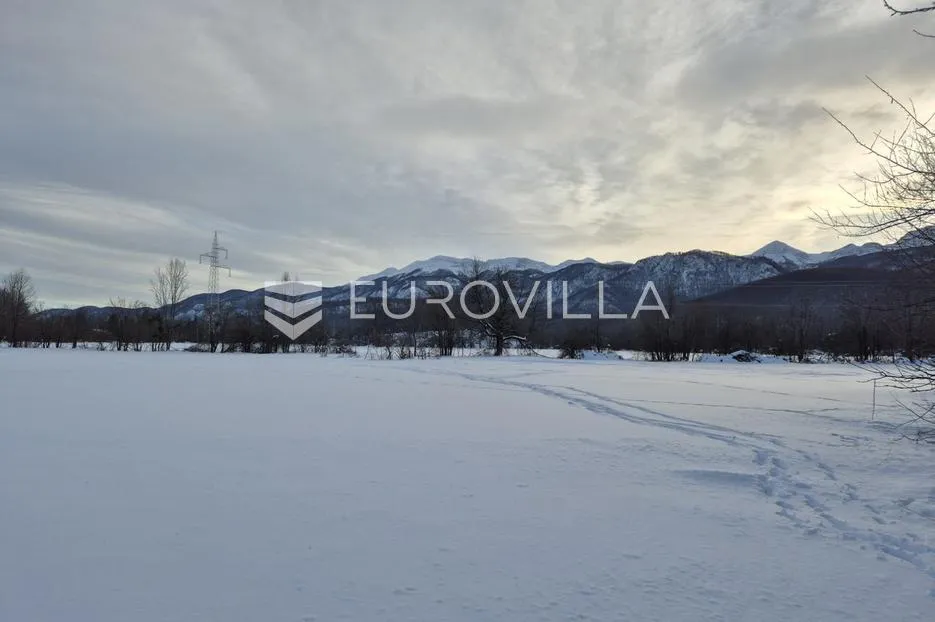 lovinac, raduč, zemljište s građevinskom dozvolom 4480 m² - slika 6