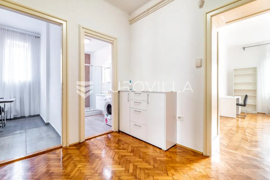zagreb, petrova ulica, prekrasan dvosoban stan 75 m² - slika 5