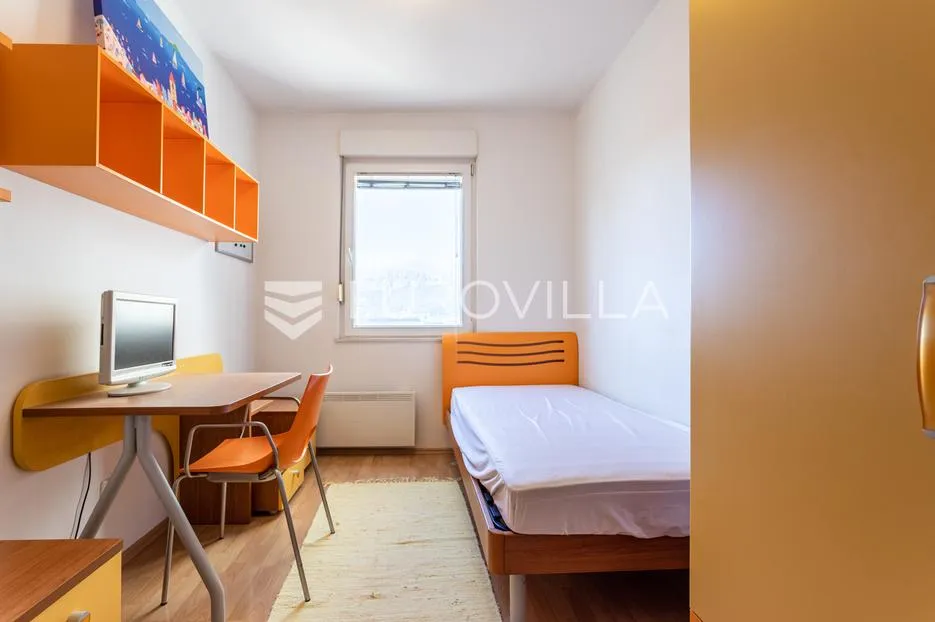 split, dubrovačka ulica - odličan stan s garažom (87 m2) - slika 15