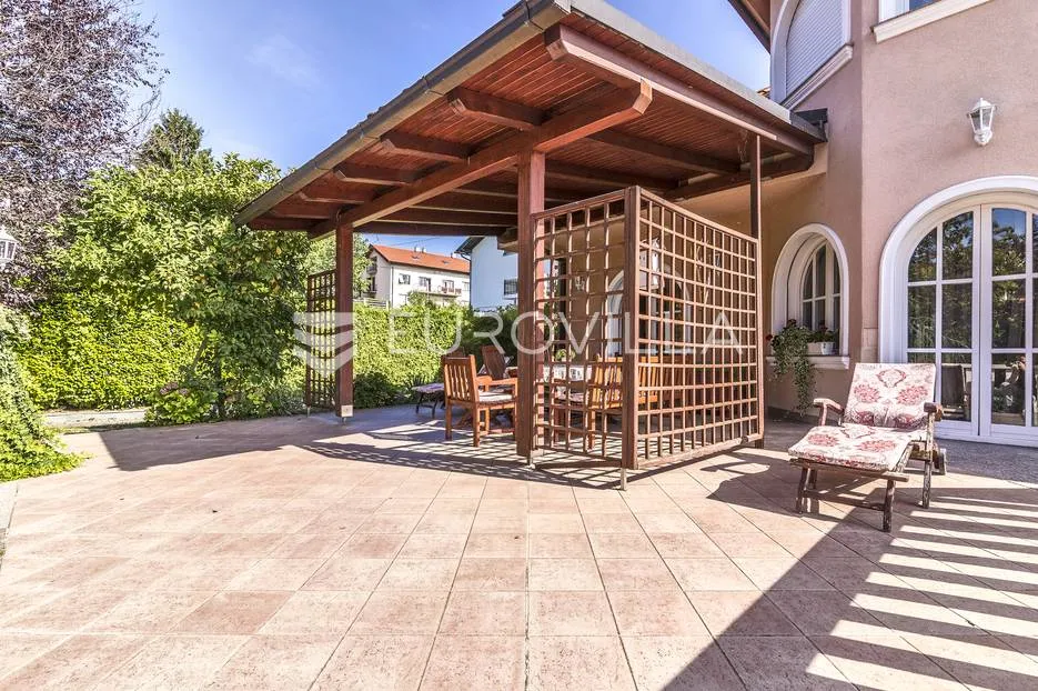 zagreb, gračani luksuzno obiteljsko imanje, vila 810 m² na zemljištu 3.965 m² - slika 29