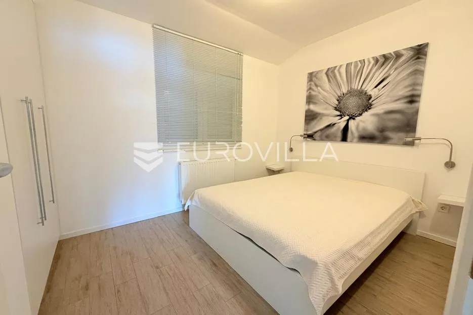 crikvenica, kuća s četiri apartmana, bazenom, uhodan turistički posao s pogledom na more - slika 14