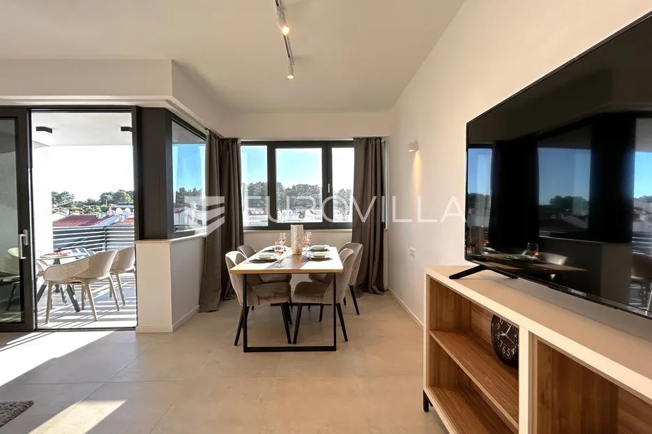hvar, apartmanska vila sa pet uređenih apartmana - slika 61