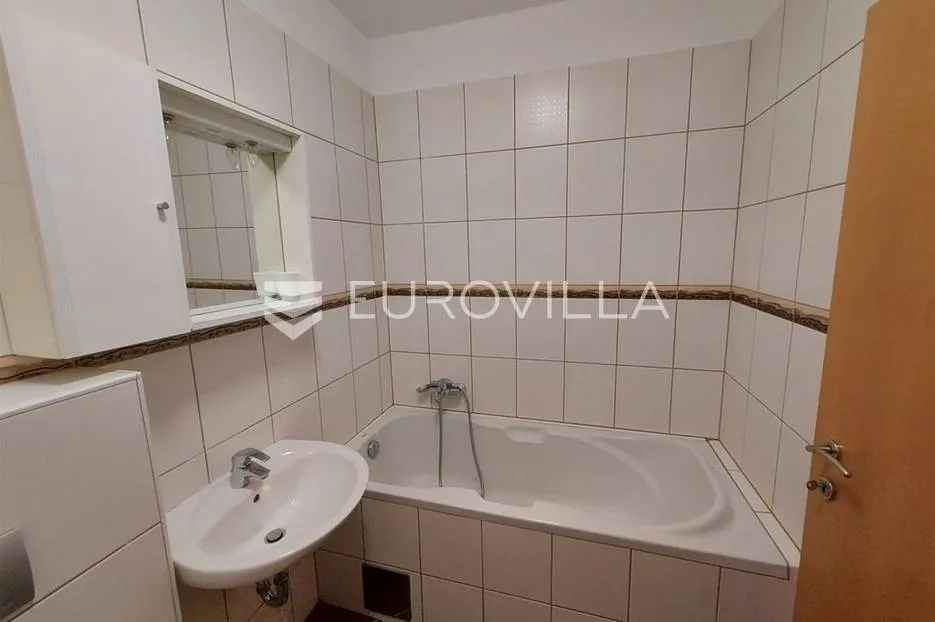 zagreb, ravnice, komforan dvosoban stan 50 m² - slika 5