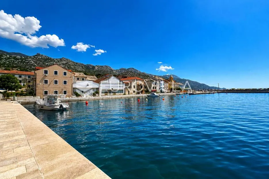 karlobag, kuća 138 m², 100 m od mora - slika 1