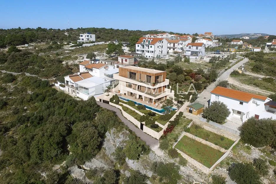 rogoznica, zečevo rogozničko, prekrasna vila s bazenom i panoramskim pogledom, 522 m² - slika 17