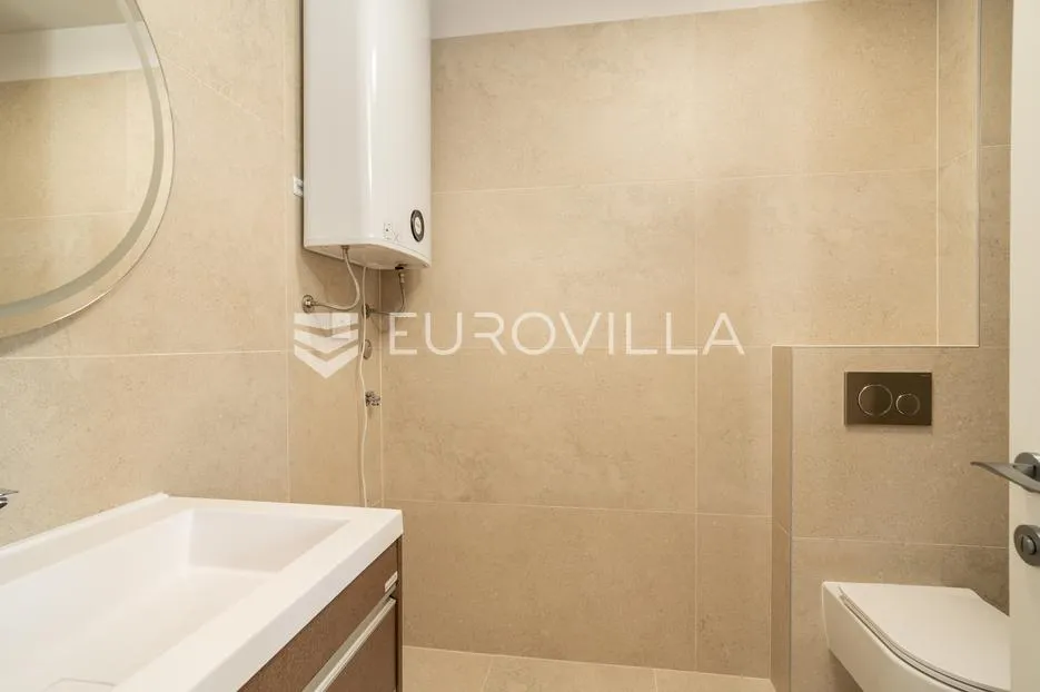 zadar, privlaka, luksuzni dvosoban stan 1. red do mora, 85,57 m² - slika 11