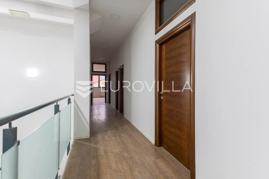 slavonski brod, poslovni prostor 250,14 m² centar - slika 5