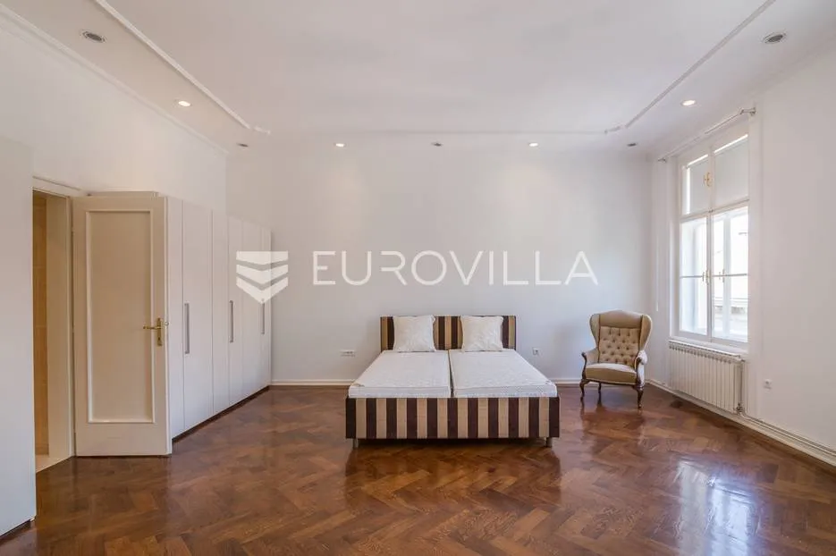 zagreb, centar, zrinjevac luksuzno uređen, reprezentativan četverosoban stan, 160 m² - slika 5