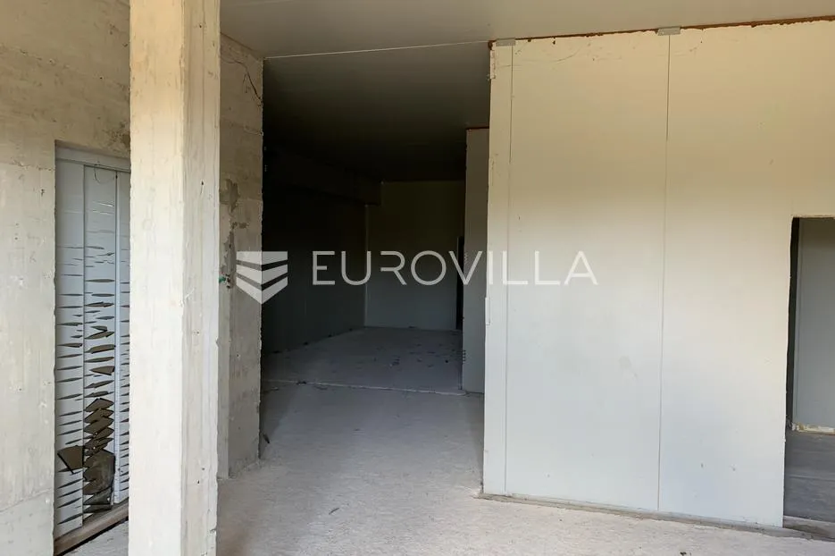 istra, novigrad, skladišni prostor 621 m² na izvrsnoj lokaciji - slika 4