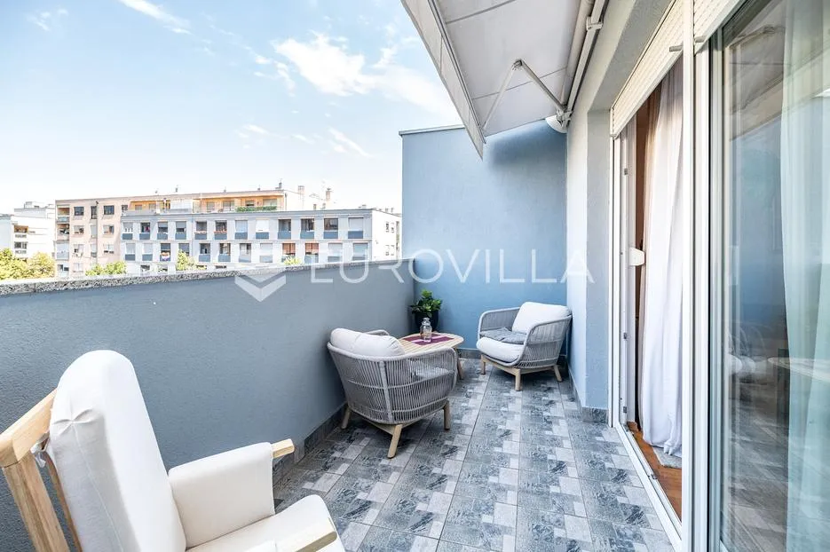 zagreb, špansko, predivan četverosoban dvoetažan stan površine 125,77 m² - slika 10