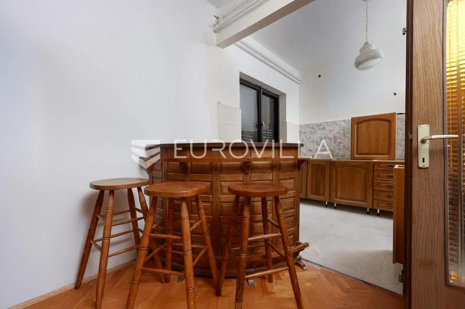rijeka, hosti, južno orijentiran stan 120 m² potkrovlje 150 m², pogled na more - slika 10