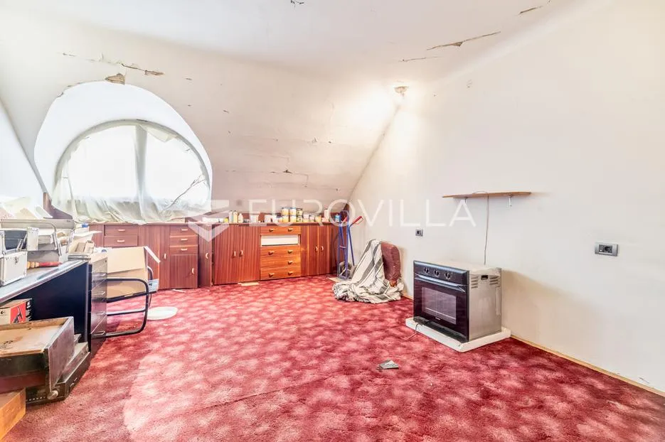 zagreb, britanski trg, dvoetažni stan za adaptaciju, 101 m² - slika 5
