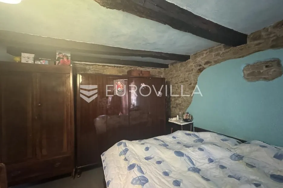 istra, gržani, kuća u nizu, štala s pogledom na butonigu, zemljište - slika 8