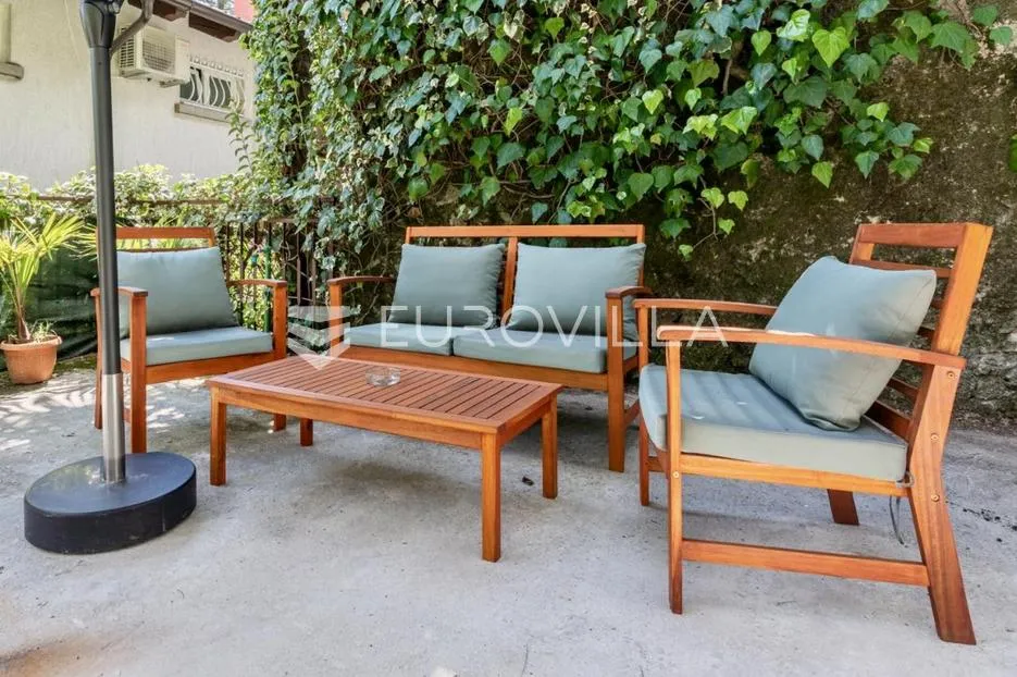 opatija, centar, prekrasna etaža kuće 141 m² u vili iz talijanskog doba - slika 15