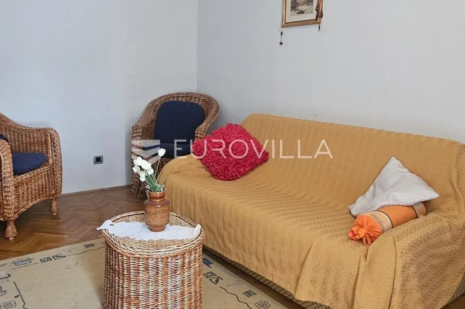split, žnjan komforan trosoban stan od 99,8 m² južne orijentacije s pogledom na more - slika 15