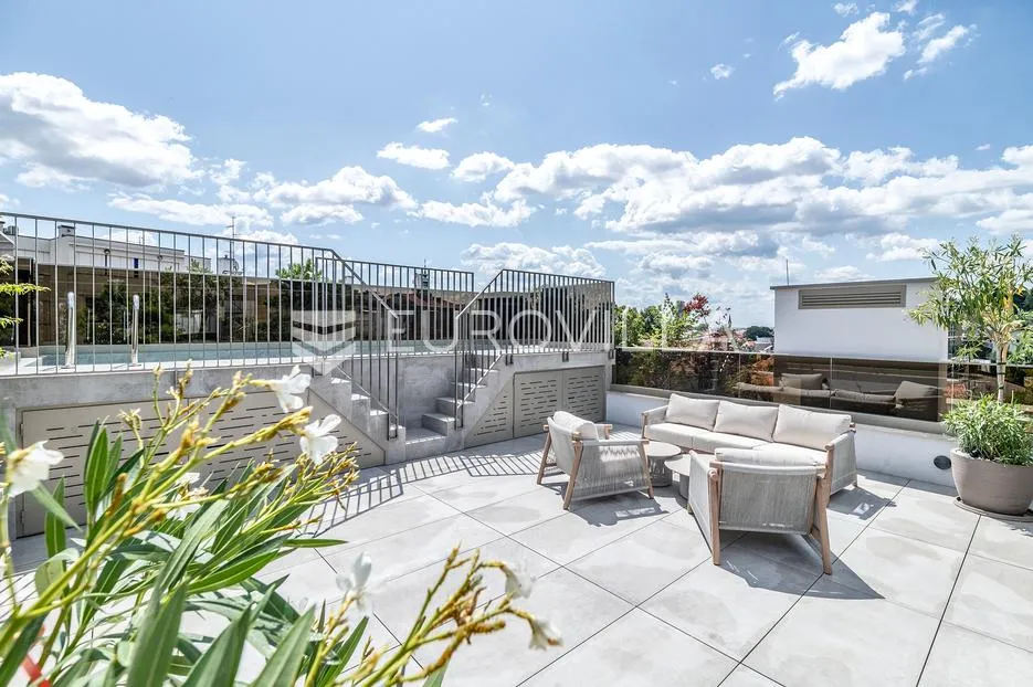 zagreb, medvedgradska, luksuzan četverosobni penthouse s bazenom 324 m² - slika 16