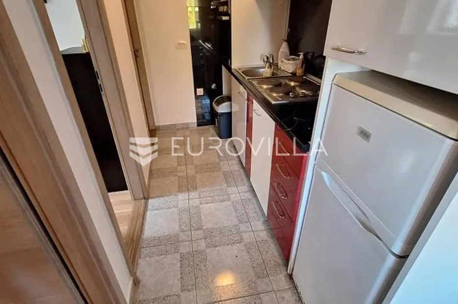 rijeka, bulevard, stan 34 m² s okućnicom i pogledom na more - slika 7
