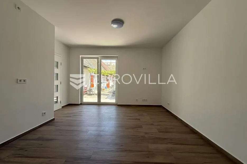 osijek, donji grad, novoadaptiran dvorišni stan s dvije spavaće sobe, 52 m² - slika 4