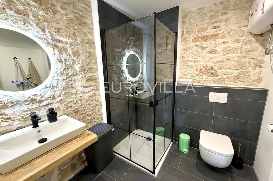 istra, vodnjan, dugoročan najam moderno uređene pet friendly kuće s vrtom - slika 8