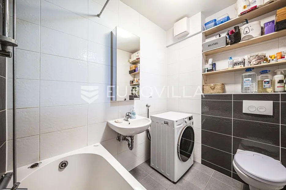 zagreb, špansko, predivan trosoban stan 69 m² - slika 13