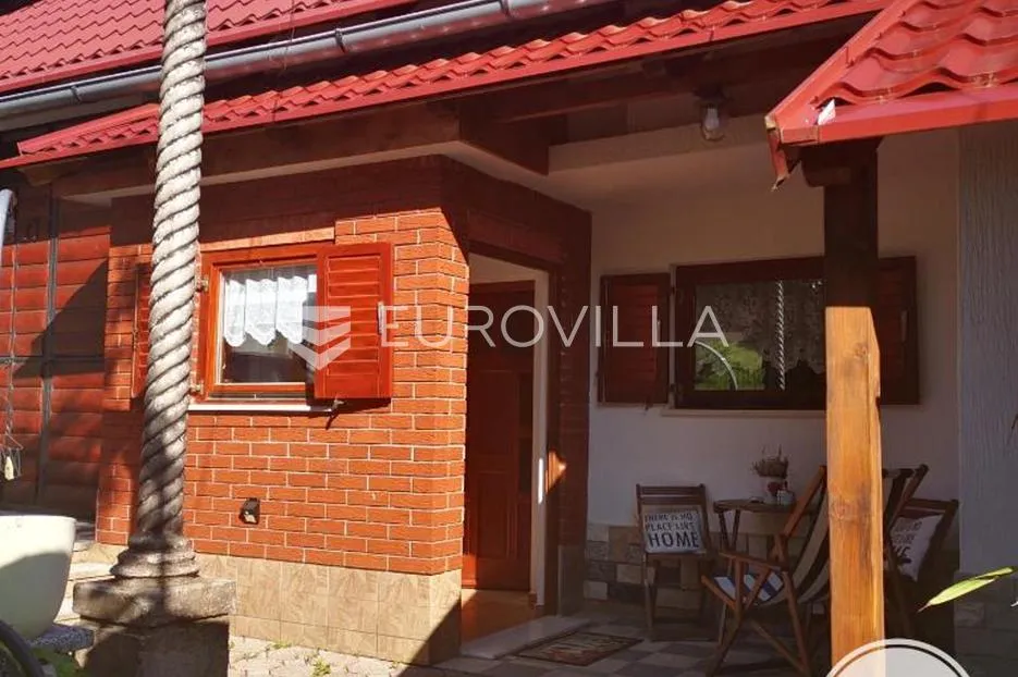 gorski kotar, stari laz, uređena goranska kuća s 7.021 m² - slika 12