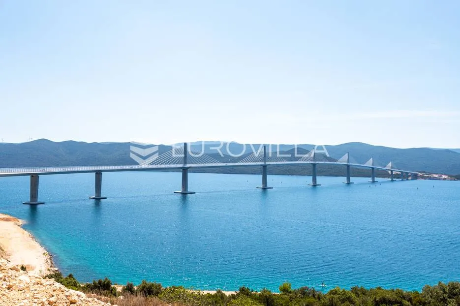 Pelješac, Orebić, građevinsko zemljište 954 m²