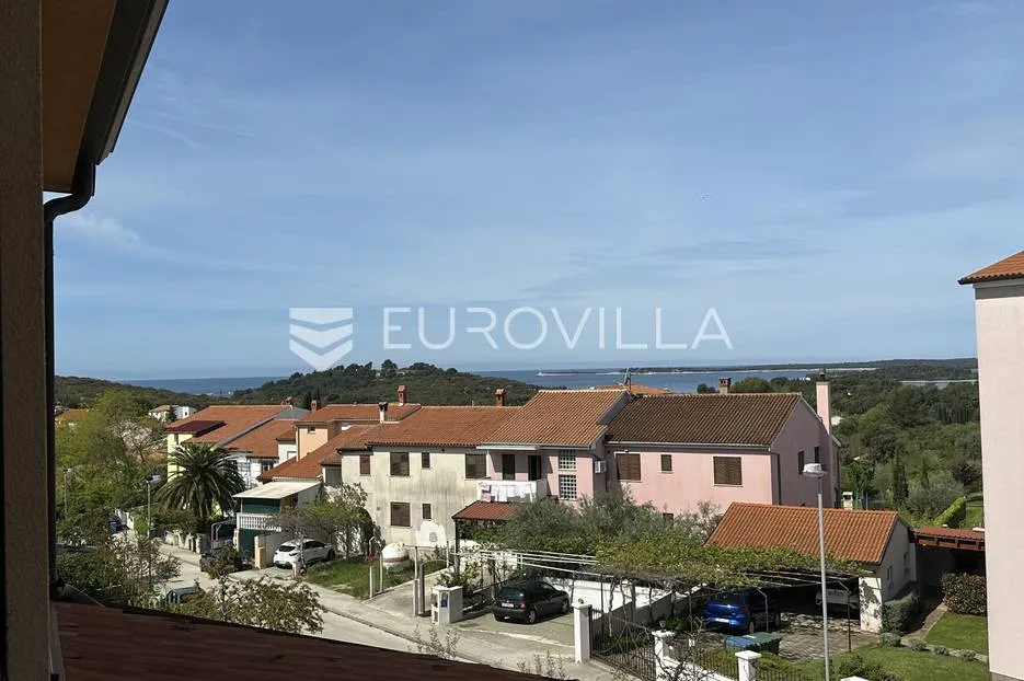 štinjan, prekrasna kuća u nizu s vrtom i pogledom more 300 m² - slika 57