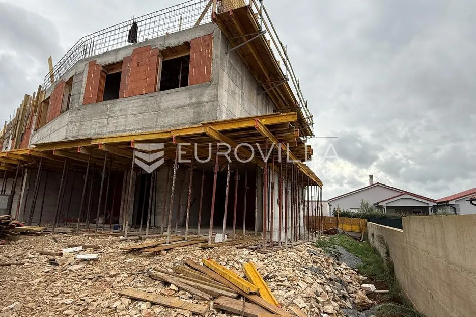 istra, pula, penthouse u novogradnji na mirnoj lokaciji, 2. kat, 103 m² - slika 11