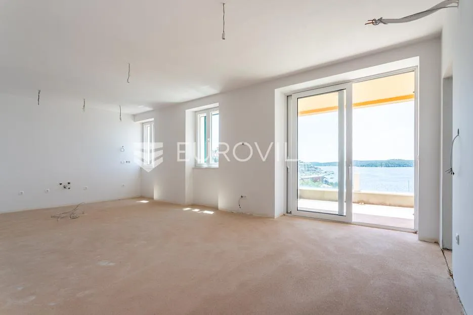 šibenik, plaža banj, prekrasan trosoban stan s pogledom na more, 128,30 m² - slika 6