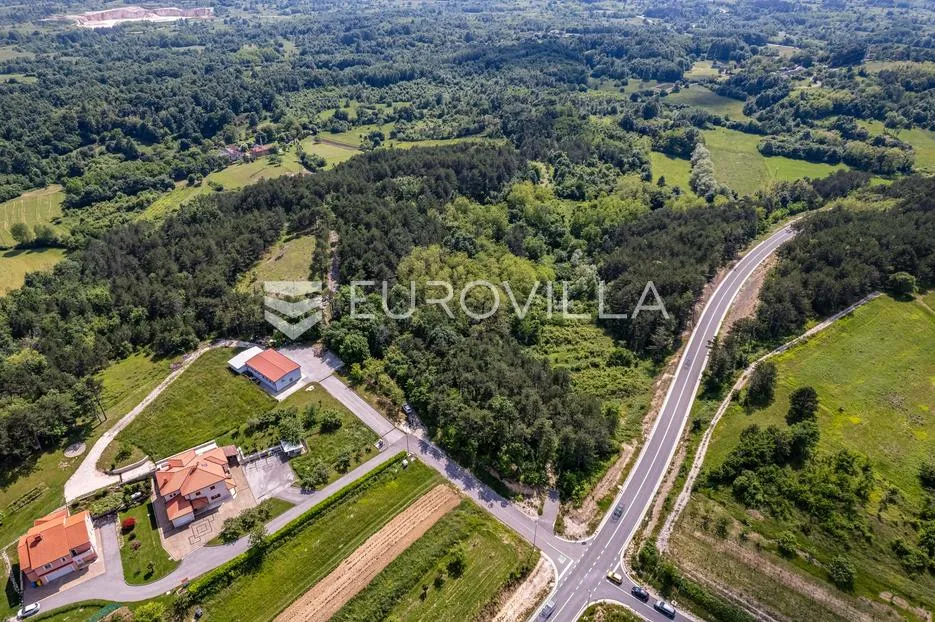istra, grašćišće, jedinstveno građevinsko zemljište 2000 m² okruženo stoljetnom šumom 36789 m² - slika 28