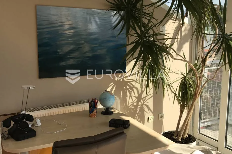 zagreb, gračani, predivna kuća od 289,18 m2 - slika 11