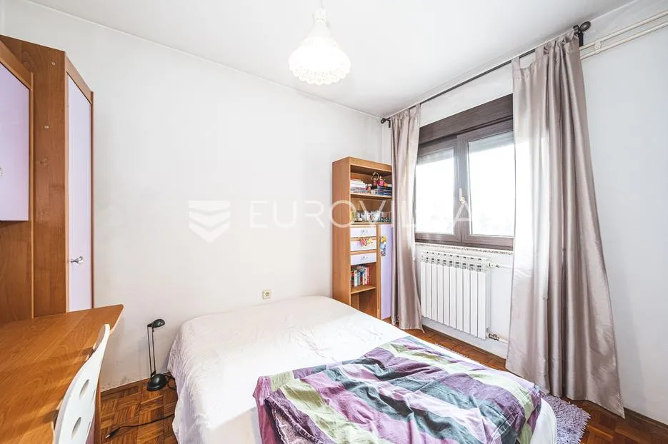 zagreb, trešnjevka, trosoban stan s loggiom 72 m² - slika 10