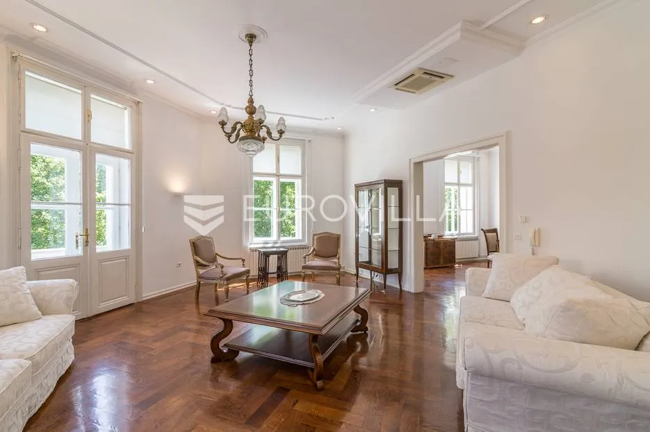 zagreb, centar, zrinjevac luksuzno uređen, reprezentativan četverosoban stan, 160 m² - slika 2